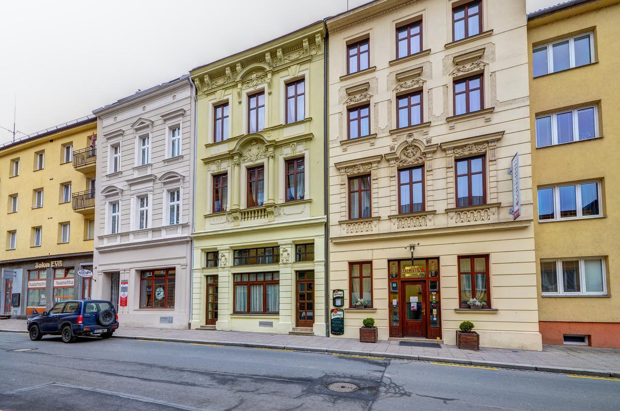 Hotel Iberia Opava Buitenkant foto